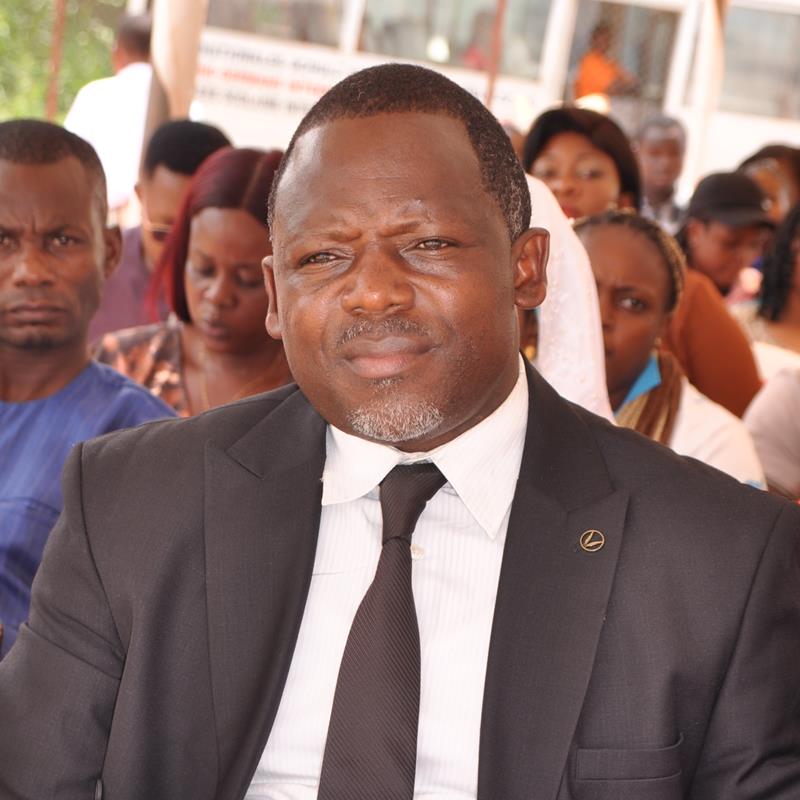 Dr Calvin TEDONGMO, Jurist bei STUDIENKOLLEG ETALL