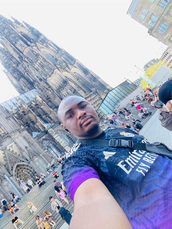 Joresse AWOUNAN where he is training in Germany