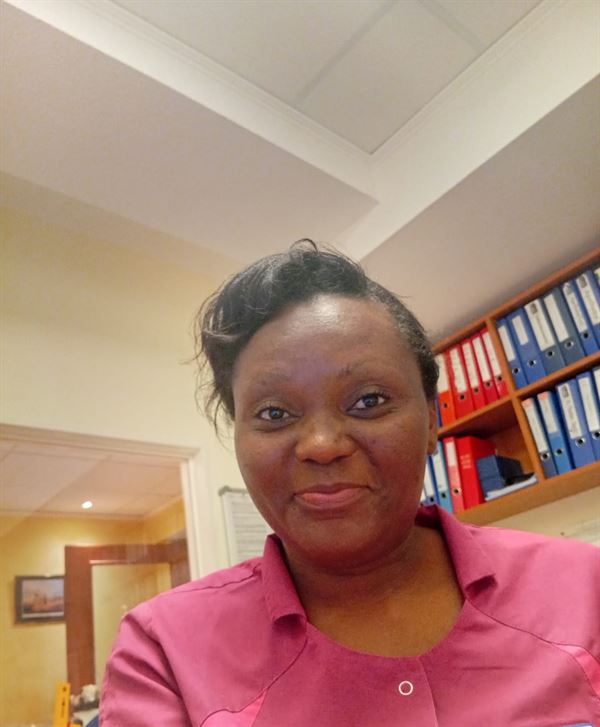 Hortance Gaelle OWONA MPOUET at her workplace in Germany